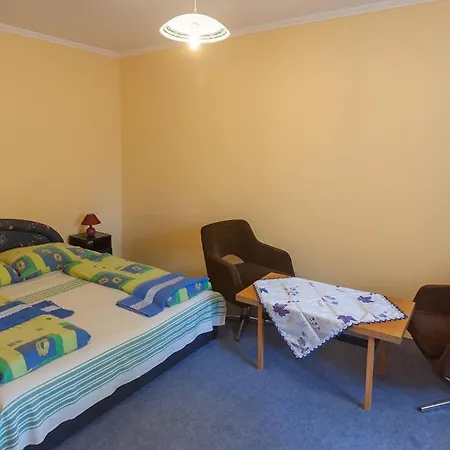 アパート Paratlan Apartmanhaz Szilvásvárad