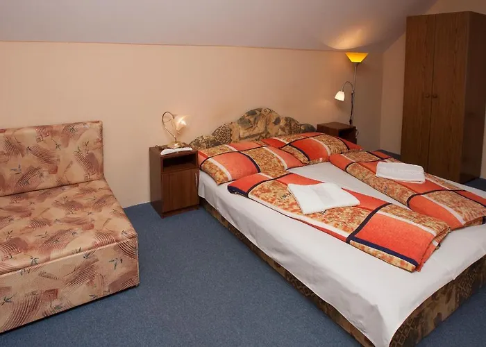 Paratlan Apartmanhaz דירה Szilvásvárad